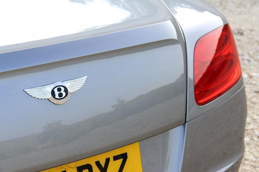 Bentley Continental GTC 2012 года  (фото 45 из 141)